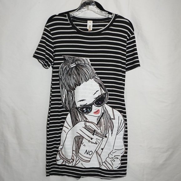 Pinklicious Tops Striped Woman In Sunglasses Red Lipstick Wearable